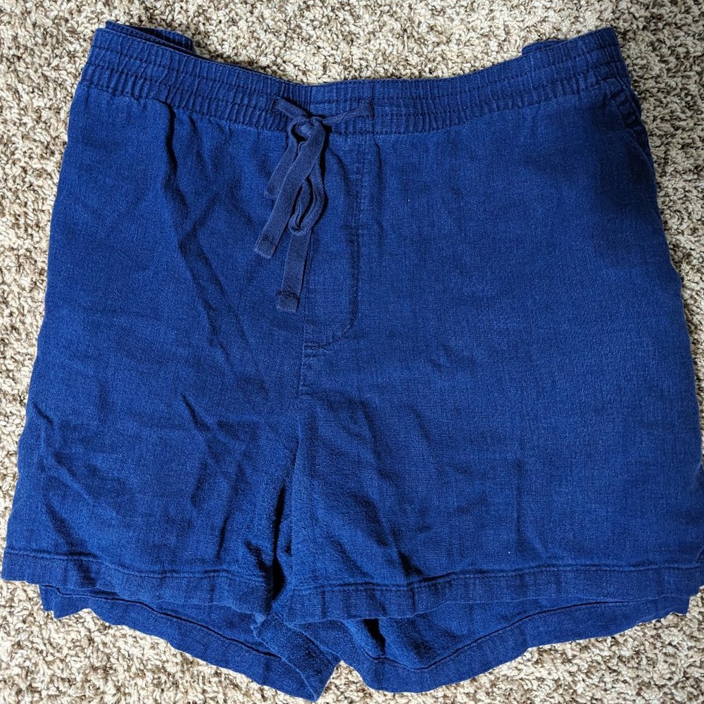 Women's navy linen shorts